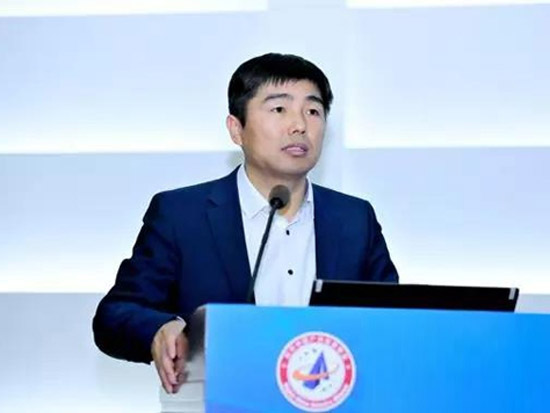 工業(yè)轉(zhuǎn)型升級(jí)要抓住工業(yè)互聯(lián)網(wǎng)的手(圖1)